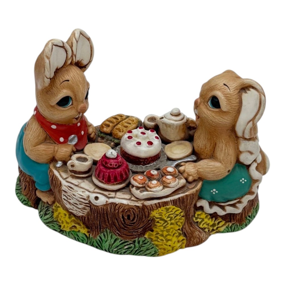 Pendelfin Woodlander Woody Stoneware Bunny Tea Party Picnic Figurine Display UK